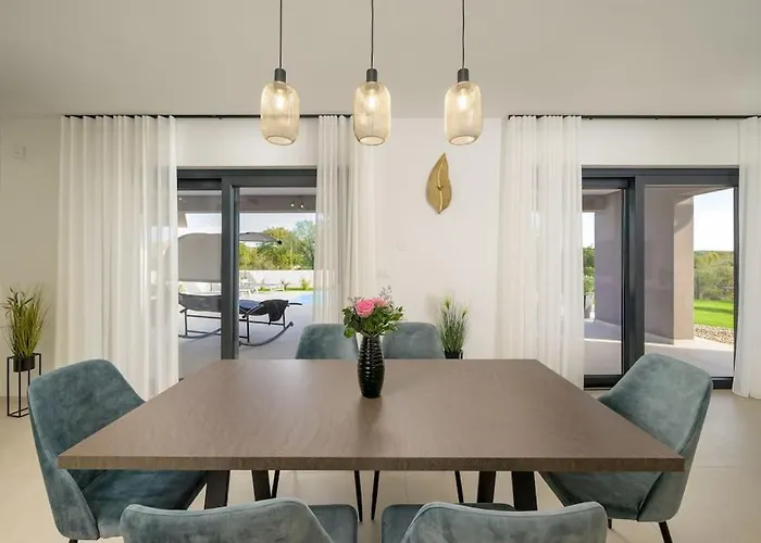 Drandic By Istrialux Villa