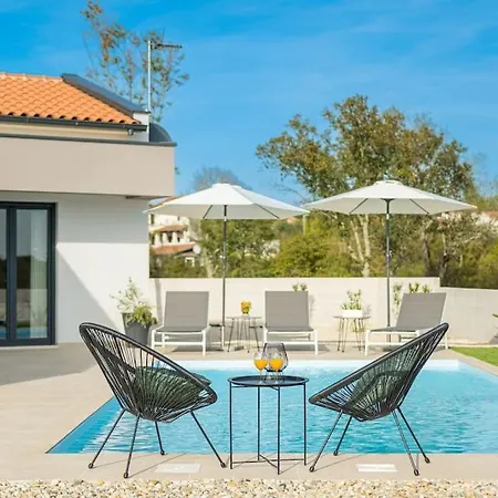 Drandic By Istrialux Vila